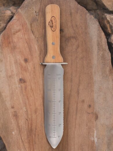 Couteau Hori Hori dans fourreau