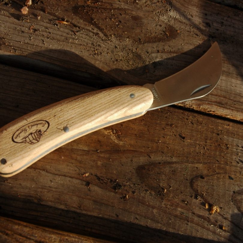 Couteau serpette