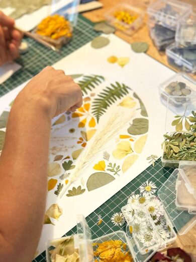 Atelier : Création d'un Herbier Fleuri (2h00)